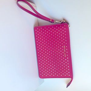 Michael Kors Clutch - Fuchsia Pink